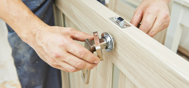 interior door repair Fort Lauderdale
